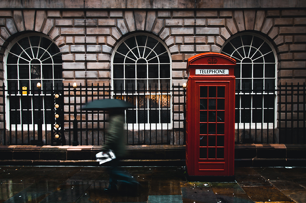 Raziskovanje_Londona_-_Exploring_London_-_Photo_by_Jack_Finnigan_on_Unsplash.jpg