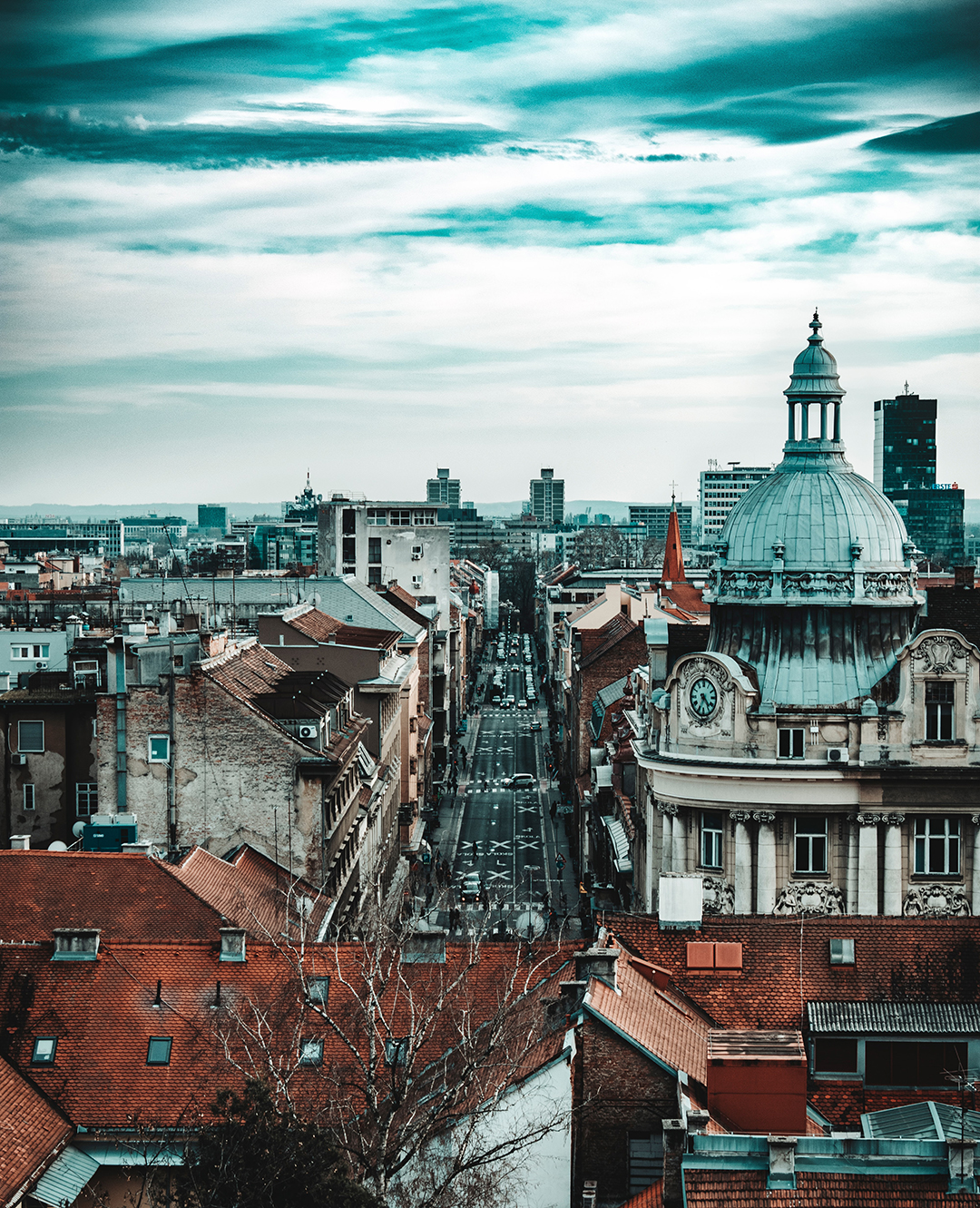 Ogled_Zagreba_-_Sightseeing_of_Zagreb_-_Photo_by_Sven_Kucinic_on_Unsplash.jpg