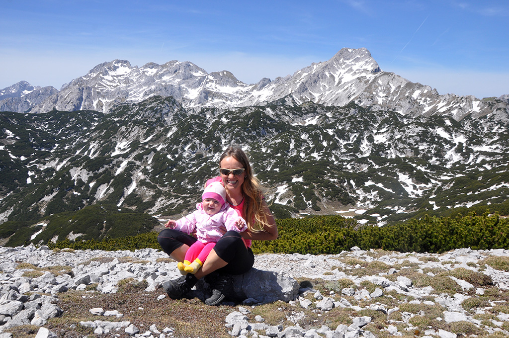 V_hribe_z_dojenckom_-_To_mountains_with_a_baby_13.JPG