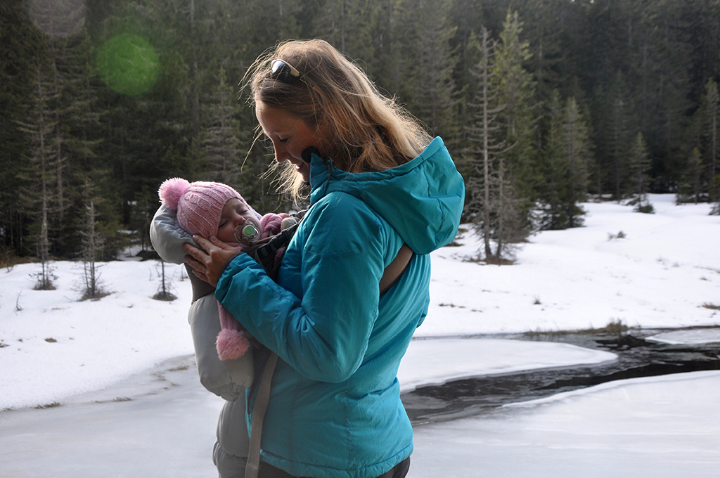 V_hribe_z_dojenckom_-_To_mountains_with_a_baby_6.JPG