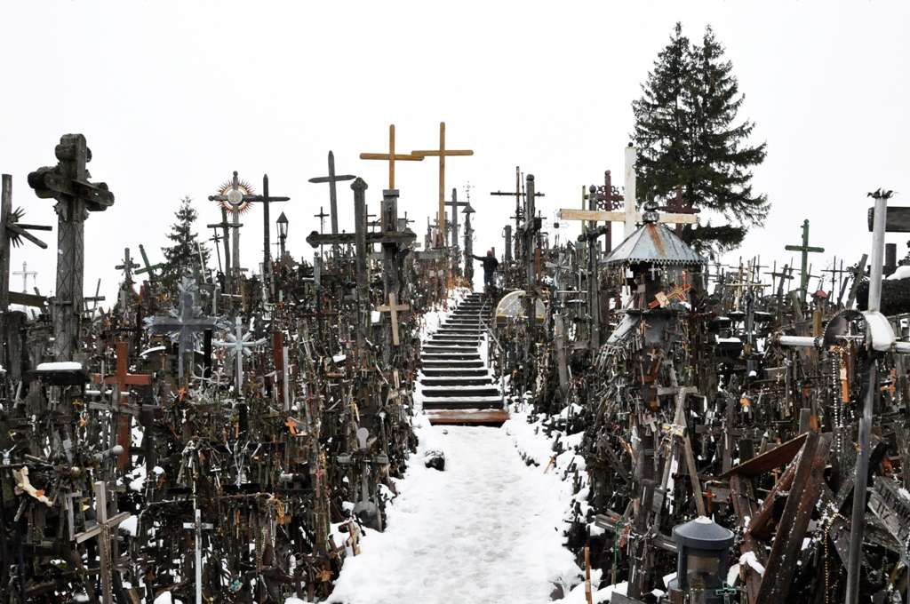 Hrib_krizev_-_Hill_of_Crosses_3.JPG