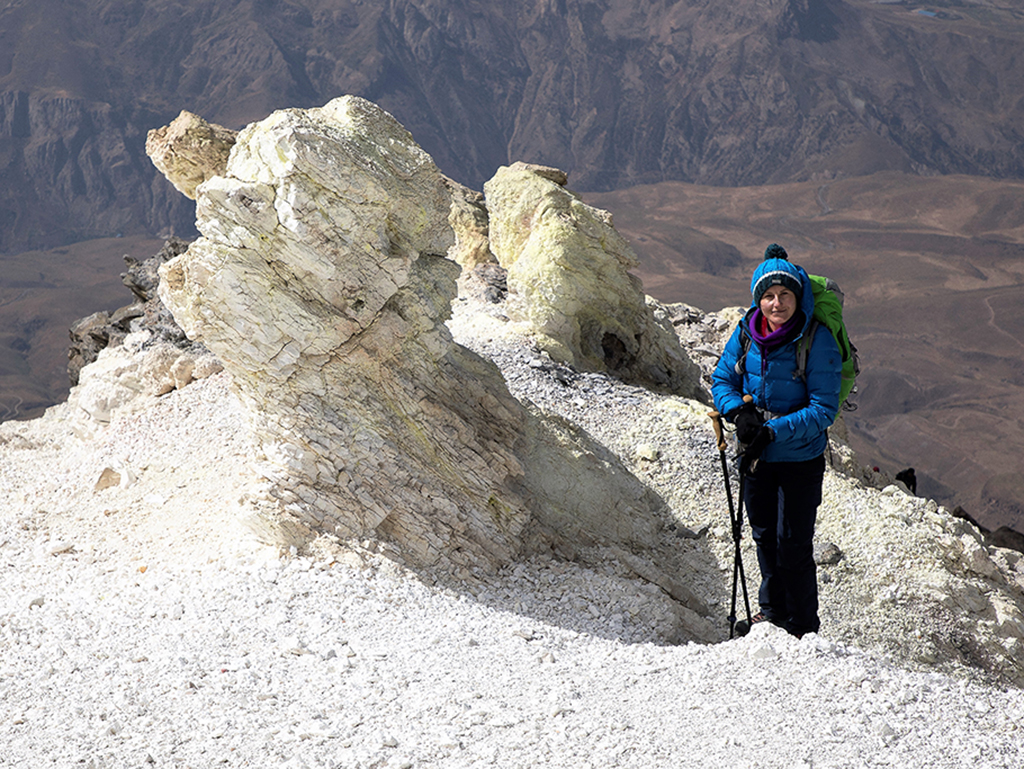Treking_v_Iranu-lekt_-_Trekking_in_Iran_10.jpg
