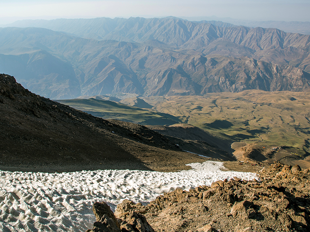 Treking_v_Iranu-lekt_-_Trekking_in_Iran_3.jpg