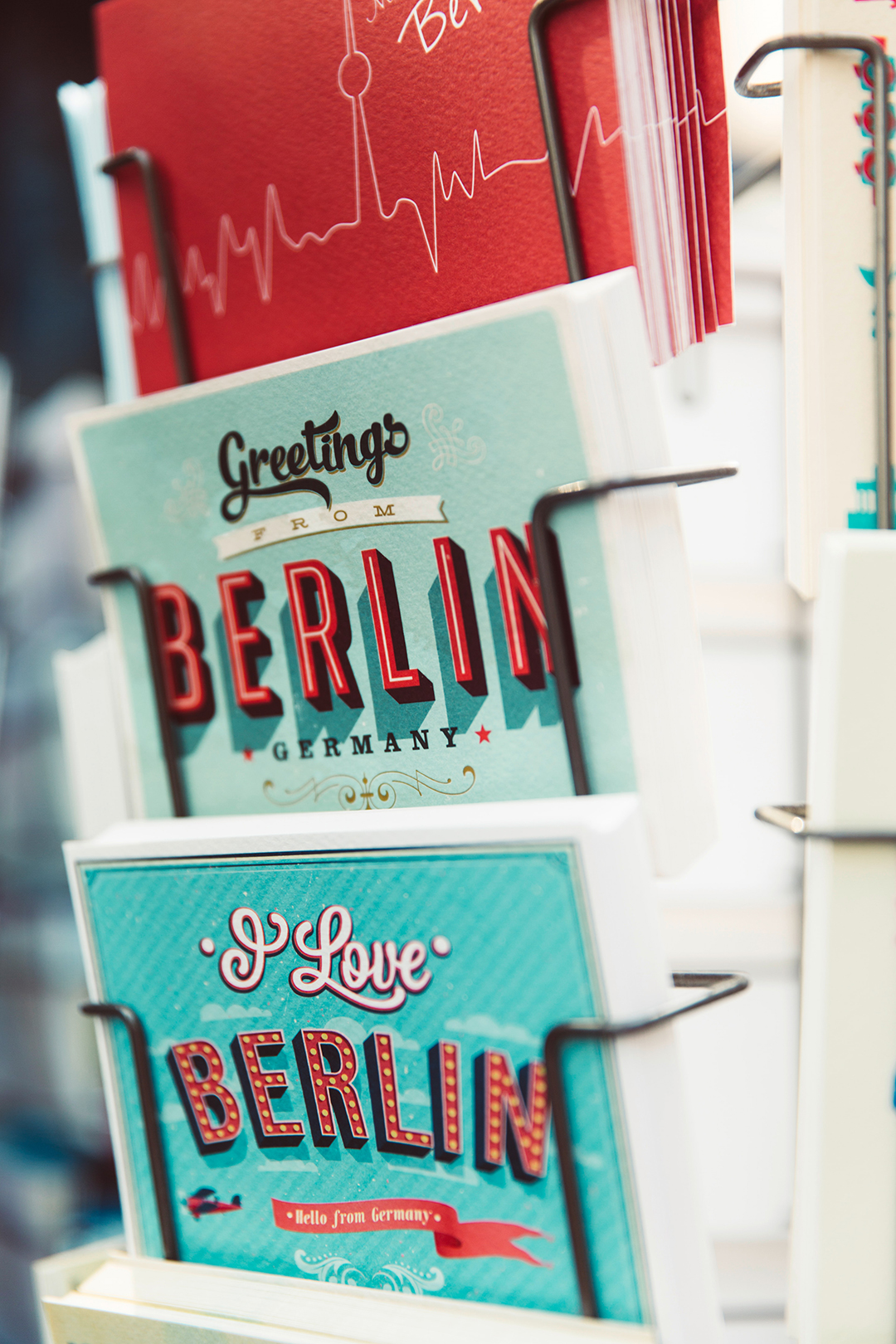 Turisticne_znamenitosti_Berlina_-_Berlin_tourist_attractions_-_Photo_by_Markus_Spiske_on_Unsplash.jpg