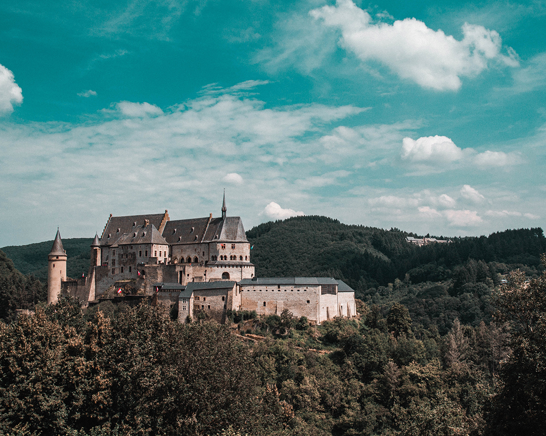 02_Izlet_v_Luksemburg_in_kaj_si_ogledati_-_A_trip_to_Luxembourg_and_what_to_see_-_Photo_by_Polina_Sushko_on_Unsplash_1.jpg