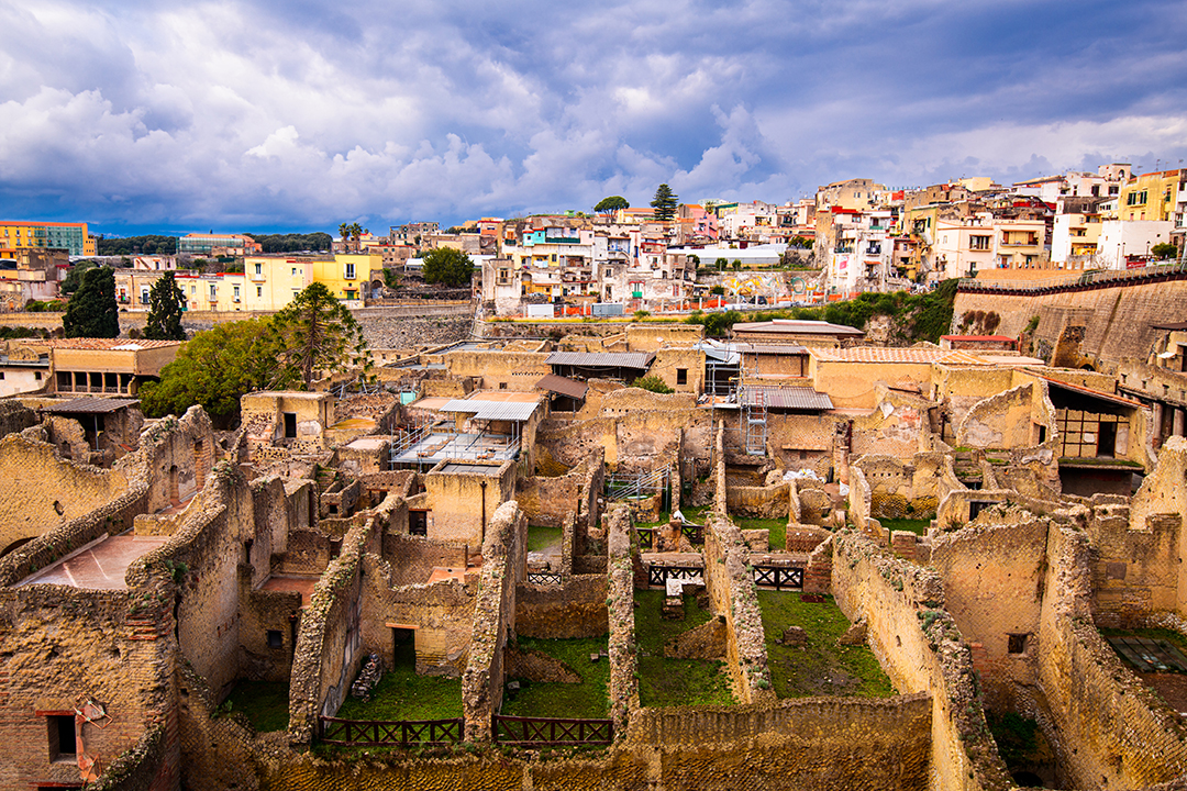 03_-_Oglejte_si_anticne_Pompeje_-_Explore_ancient_Pompeii_-_Envato.jpg