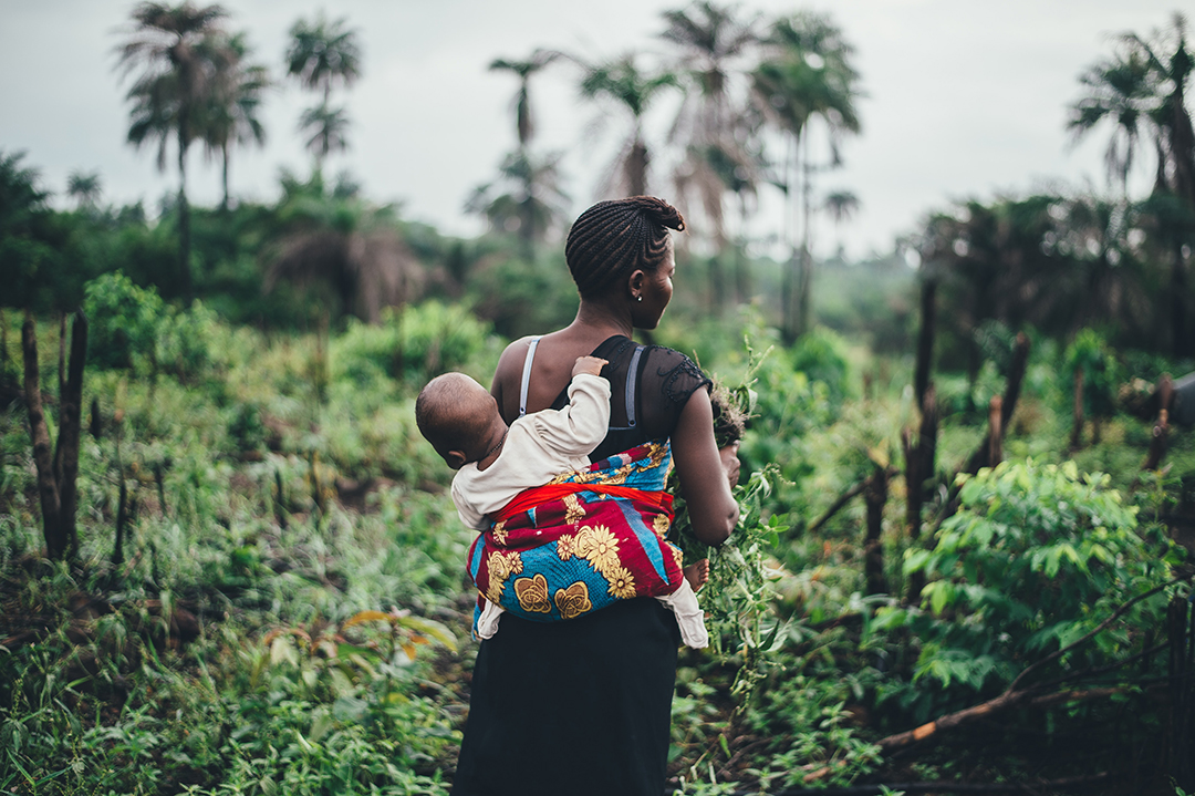 03_Kulturni_sok_v_Siera_Leone_-_Culture_shock_in_Sierra_Leone_-_Photo_by_Annie_Spratt_on_Unsplash.jpg