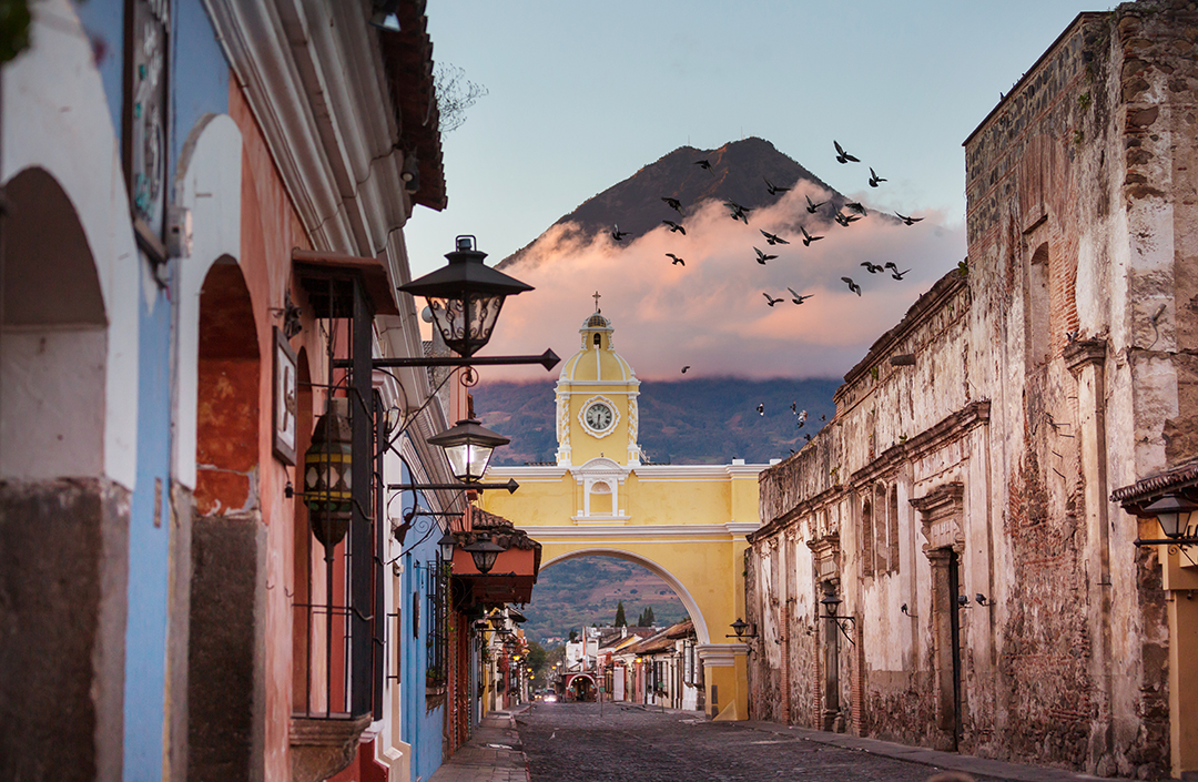 05_Brezplacne_ture_po_vsem_svetu_-_Free_Tours_around_the_world_-_ENVATO.jpg