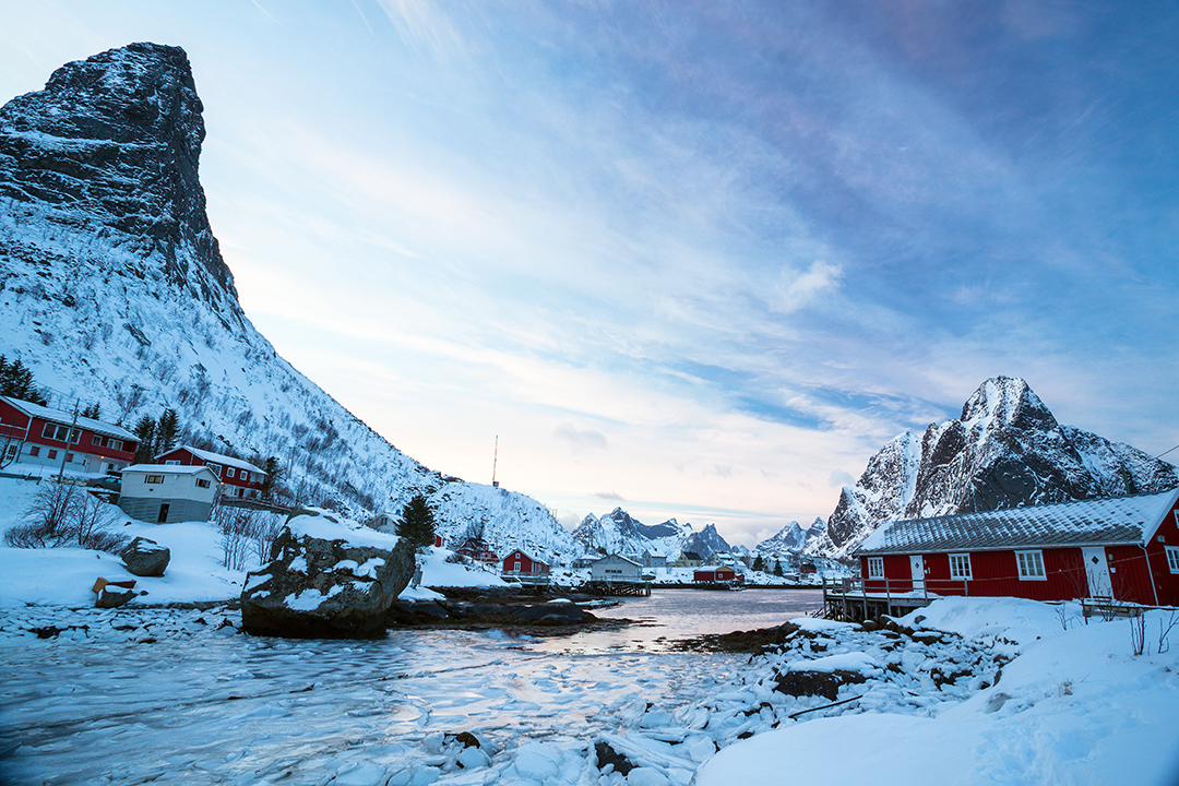 01_Potovanje_na_Norvesko_-_Travel_to_Norway_-_ENVATO.jpg